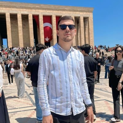 Emretel01's profile picture. 🕊🕊