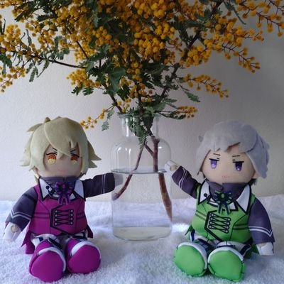 グッズ交換メインアカ。うたプリ→レン🌹カミュ🧊大和🩷シオン💚あんスタ天城兄弟(alk,crb),流星隊,Valkyrie。30↑。仕事の拘束時間が長いため、場合によって返信のお時間が1日以上あく場合がございます。必読ではないですが、詳細はツイプロへ→https://t.co/WLL31wD1Pu