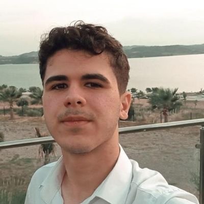 batuhan_atiici's profile picture. Şair ruhlu birisiyim, duygusalım
İçimden geçenleri yazarım