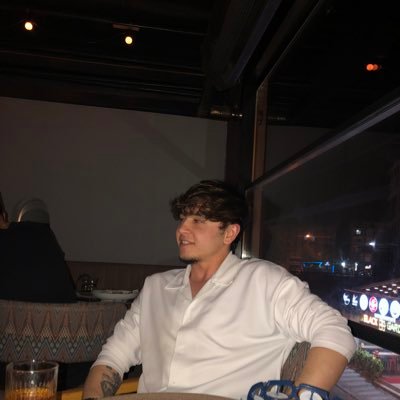 Ç𝓮𝓿𝓻𝓮𝓷𝓭𝓮𝓴𝓲 𝓴𝓲𝓶𝓼𝓮 𝓶ü𝓴𝓮𝓶𝓶𝓮𝓵 𝓭𝓮ğ𝓲𝓵𝓭𝓲𝓻. 𝓐𝓻𝓴𝓪𝓭𝓪ş𝓵𝓪𝓻ı𝓷ı 𝓫𝓾𝓷𝓪 𝓰ö𝓻𝓮 𝓼𝓮ç𝓶𝓮𝓷 𝓰𝓮𝓻𝓮𝓴𝓲𝓻.