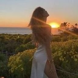 Yqunor696013's profile picture. 