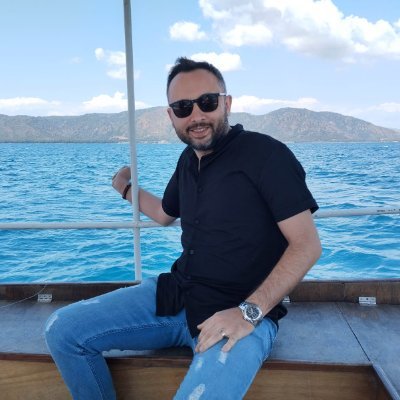 İçinde gelecek analizi olmayan her analiz eksiktir.
Geleceğe yatırım yapan Analist
Değer Yatırımcısı
Fiyat-Değer-Gelecek Analizi