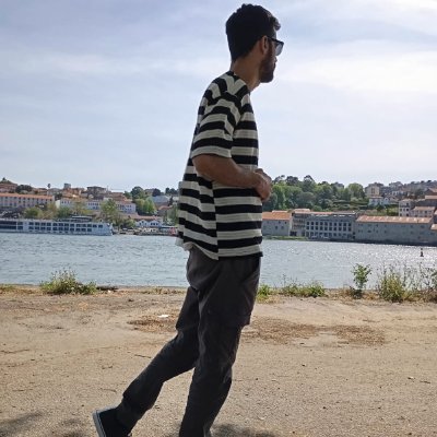 Mi vida la dejé entre Alberdi y villa Paez; Pirata cordobés en Portugal.