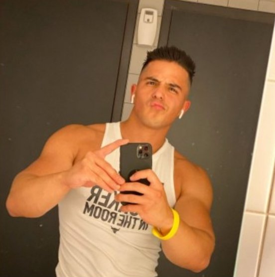 megagei1978's profile picture. 🚀 Want to improve your finances?
Join our free WhatsApp gro​up for tips.​
Start learning now and grow your wealth.
👇👇