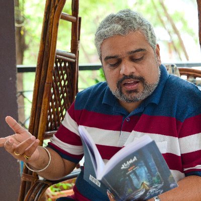 ॐ Poet, Writer, Director. #शब्दयात्री Own @ShabdyatriBlog वसिष्ठ कुलोत्पन्न ब्राह्मण. Views strictly personal.
https://t.co/JFfdYtZFea