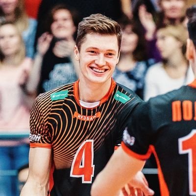 loves google sheets & good volleyball