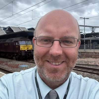 Began working on the railway in July 2024. Tweets are my own and not endorsed by my employer 🚆