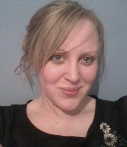 Louisa_Hibble's profile picture. Tweets from inside the asylum.