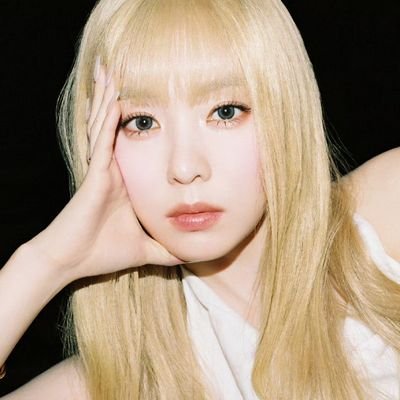 BoQiaoCaoMei021's profile picture. #MAMAMOO #Solar 💚
#RedVelvet #IRENE💗
#BTS #JIN💜
