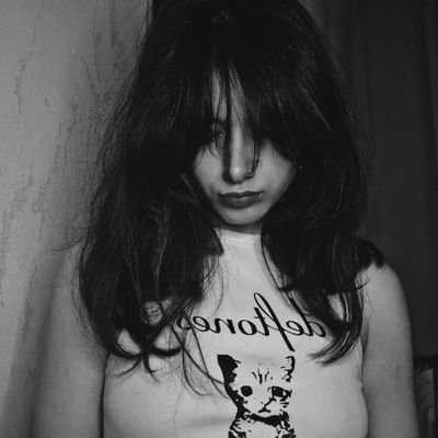 luannawell_'s profile picture. Cat person 
p.s: I'm a mouse