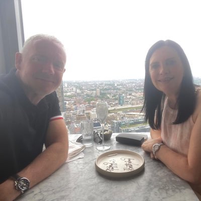 Happily married to @waynejbhl.mum of 3, PVFC supporter and gymnastics fan 🤸♂️