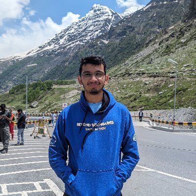 chvsnaveen12's profile picture. Professional shitposting