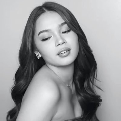 _avdkim's profile picture. kolette only