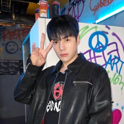 mingun_bebe2's profile picture. 230627ing 아마도 우린 뻔하지 않은 그런 해피엔딩 일거야