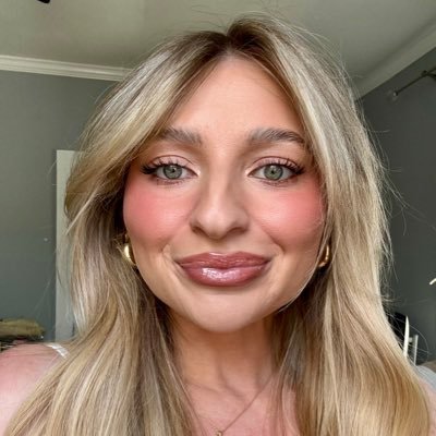 niksadele_'s profile picture. 