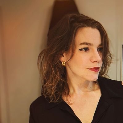 DianeLapin's profile picture. Directrice Littéraire séries et films, influenceuse bouquins et autrice du dimanche. Dresseuse de loulous et dynamiteuse d'aqueducs.