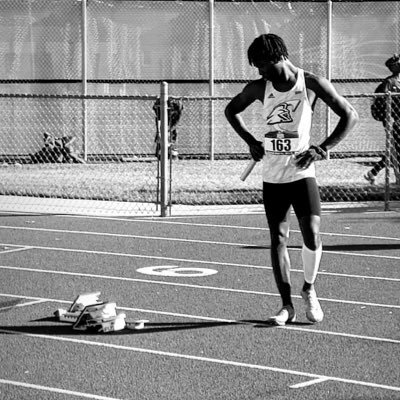 CCC (FR) | GPA 3.43 | Student Athlete ✞ | | 400m - 49.2 • 800m - 2:02 • 4x4 - 3:11| 5’11 162| 🇧🇸