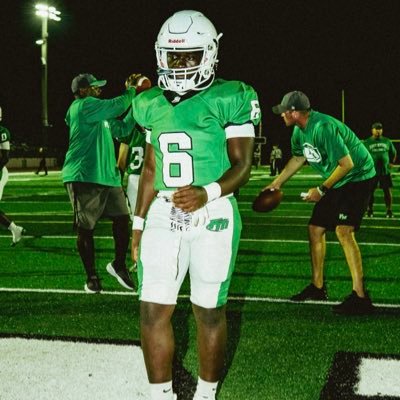 fort myers senior high ‘26| RB/ATH |GPA:4.14|/ height:5,7/weight:180lbs/email:@trevonmoate239@yahoo.com/ phone:239-839-9248 /Instagram:thebxckend._trey6x