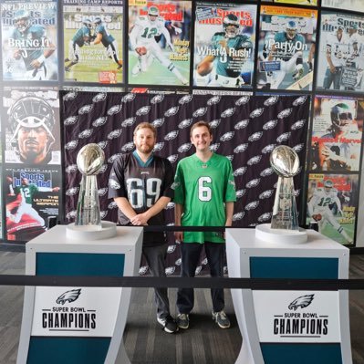 JNeemz2510's profile picture. Lawyer/bucket getter