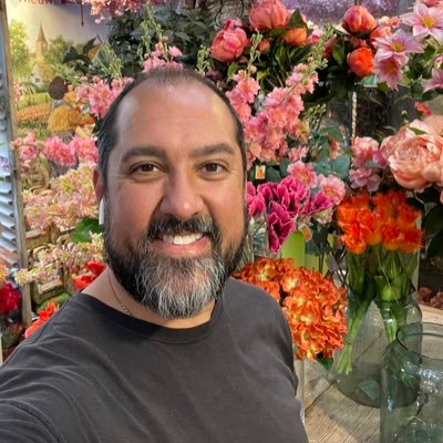 JayantKatz's profile picture. Program Architect. Writer. Speaker. Content Creator. Tesla alumni. Amazon alumni. Whole Foods alumni.