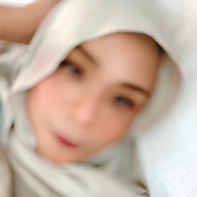 Shemale with Hijab. Serdang. 27 Years Old. Siapa yang DM takde gambar selfie kiki tak reply. tele : kikilalove