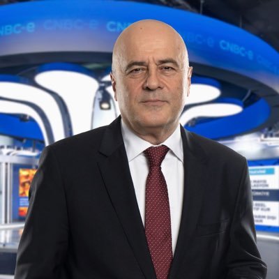 CNBC-e Genel Yayın Yönetmeni / Editor-in-Chief | Nasıl Bir Ekonomi / Yazar-Columnist