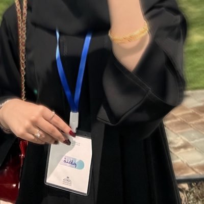 طالبة صحافة وإعلام رقمي - جامعة الملك خالد - عضو في نادي الإعلام المركزي Journalism and Digital Media Student – KKU – Member of the Central Media Club