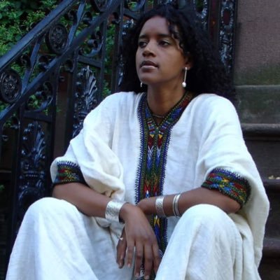 God ፧፧ Scientist ፧፧ Air ፧፧ I&I ፧፧ Peace is the mission!!! ፧፧ I still believe in me and I’m a dreamer… but now I’m walking in my dreams.