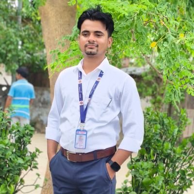 Mood बदलना, जैसे बच्चों के खेल_खेला नहीं करते है वकील है ज़नाब, परिस्थितियों के साथ “फ़ितरत” बदल लिया करते है