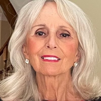 Community leader and volunteer, fiscal Conservative, faith and family, May Court Club of Oakville, PCWIP, CWL, tweets mine only.🇨🇦