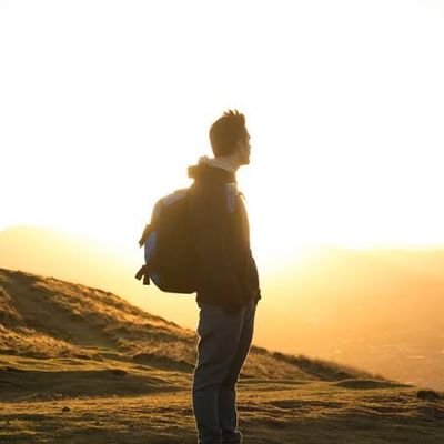 【元ブラック企業戦士】未経験からでもコンテンツ販売で50万円以上稼がせる先生|完全在宅で月30万入以上稼げる| LINE登録で最速で稼げるコツとスキルが身につきます|👉1日30分の作業でも収益化達成