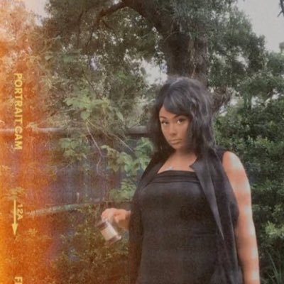 GoD'S FAVoRiTE~iWoN~EFFULGENT✨~CoMEDiAN~ARTiST~ BARSPiTTER~ oWNER~ 📩 4 CoNSULTiNG & CoMMiSSioNS 💕
