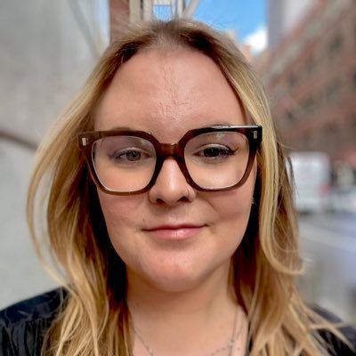 Madison-Area Comedian and The Funniest Transsexual You Know™️ | If you know me from work, don’t. | All inquiries: ashleighgradelcomedy@gmail.com