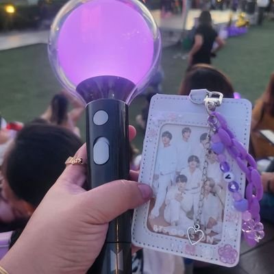 BangtanBabe_R's profile picture. 𝘚𝘵𝘢𝘯𝘯𝘪𝘯𝘨 🅱🅰🅽🅶🆃🅰🅽 𝘧𝘰𝘳 𝘭𝘪𝘧𝘦 💜💜💜