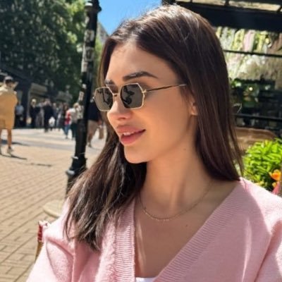 Aviation ✈️ | Software Engineering 👩🏻💻 | Early-Stage Startup Founder 📱