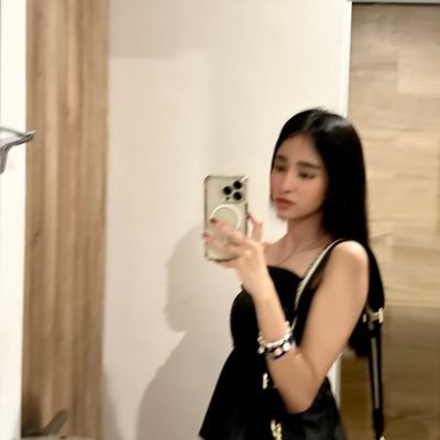 camilaalarcoonn's profile picture. 