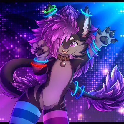 Novawolf x3 / 30 / Spanish, English, Dutch, German / 💜🖤 @BurstLord513 🖤💜 / professional idiot / BI / They/Them preferred! / Mayor train nerd /
