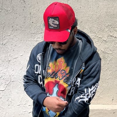 BIGRAUJWRLD's profile picture. *somewhere listening to LUV leaks🌎☄️🏳️🤕🇭🇹⚫️🇺🇸