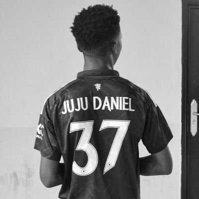 Manchester United ❤️❤️❤️
Kobbie Mainno❤️⚽
I Love Buju Benson(BNXN) ❤️🐐