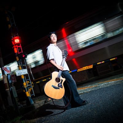 1oo7Itk's profile picture. 埼玉県を拠点に活動してる元自衛官シンガーソングライター。俺にステージをくだひゃい！