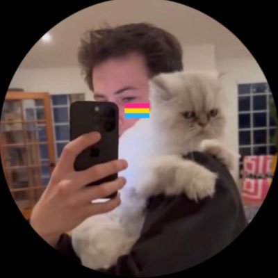 T4LKLIKETH4T's profile picture. pansexual with a lactose intolerance