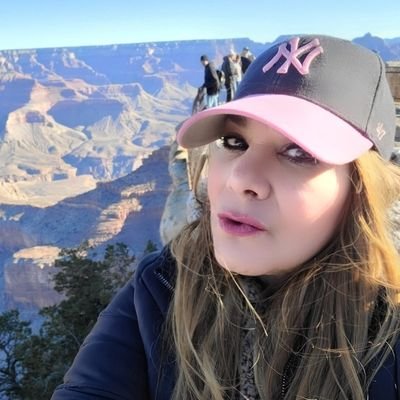 NinaNina44444's profile picture. 