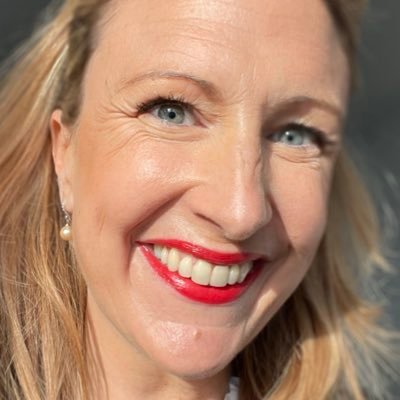 sarmangau's profile picture. Bilingual #expat #bookreader, and female #solotraveler interested in #history #psychology #law and #politicaleconomy. Also collecting antique books.