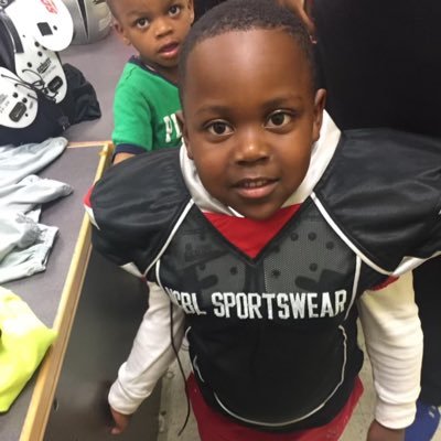 Cantwell sacred heart of Mary hs, RB/LB 29’ 5’9 190LB email: phillipgoffner29@gmail.com