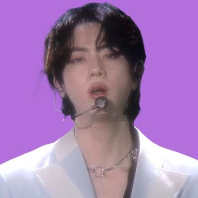 thee__bts's profile picture. Focus on BTS💜
ᴏᴛ7