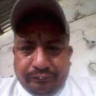 UhSadBitch's profile picture. I have impressive skills in juggling. I can juggle depression, anxiety and stress all at once. 🥀 also can I hit your juul?