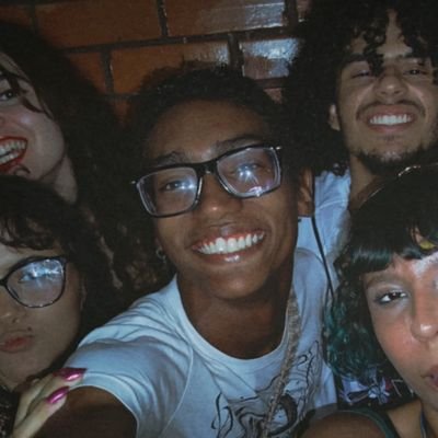 Aqui falarei fofocas e sobre como estou carente