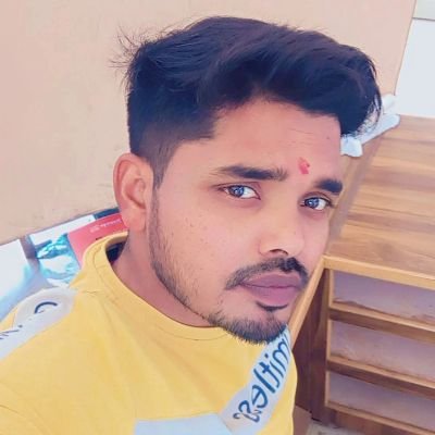 फल की अभिलाषा छोड़ कर कर्म करने वाला पुरुष ही अपने जीवन को सफल एवं सार्थक बनाता है ।।