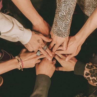 jinniewith_luv's profile picture. 30•she/her• 🐰Jinkook biased🐹• 𝘵𝘰. 𝘀𝗲𝗼𝗸𝗷𝗶𝗻 𝗉𝗅𝖾𝖺𝗌𝖾 𝗅𝖾𝗍 𝗆𝖾 𝗁𝗎𝗀 𝗋𝗃 𝗍𝗈𝗈 𝗂 𝗁𝖺𝗏𝖾 𝗋𝗂𝗀𝗁𝗍𝗌!