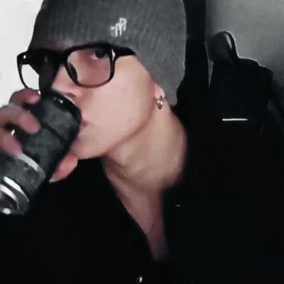 shutcall's profile picture. 